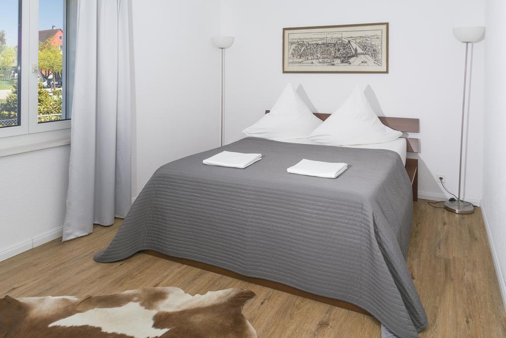 Konstanz Naehe, Ruhiges 4-Zim-Wohnung Bis 8 Personen ครูซ์ลิงเกน ภายนอก รูปภาพ